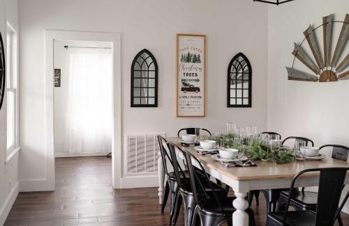 Benton Harbor House | Christmas Tree Farm - Evergreen Escape