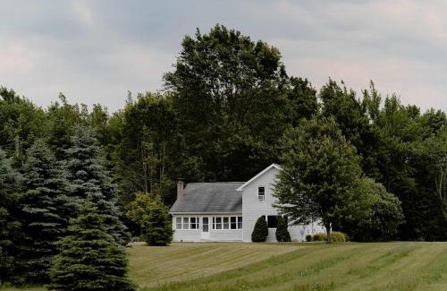 Benton Harbor House | Christmas Tree Farm - Evergreen Escape