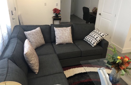 Halifax House | ChrisTon Exotic Suite