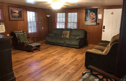 Jasper House | Christopher's cottage
