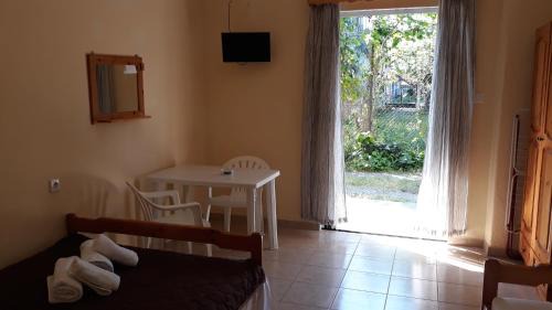 Paralia Pantaleimonos Apartment | CHRISTOS Apartments