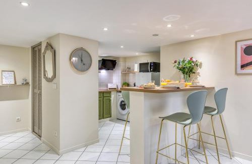 Quartier Vieux Marche-Cathedrale Apartment | Chronos by Kleidos, Grand duplex, 4 personnes, 3 minutes Gros Horloge & Opéra de Rouen
