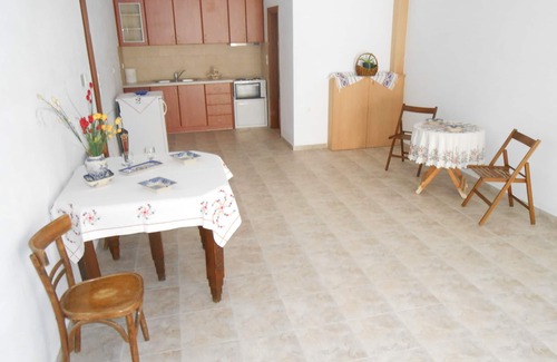 Naxos House | Chrysolithos Kerami Persefoni Apartment