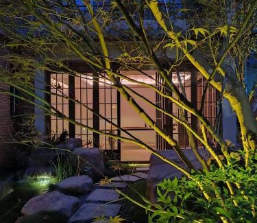 Chengdu City Centre Hotel | Chuanxing Yinli Hotel Chengdu Kuanzhai Alley Branch, with free welcome wine and afternoon tea
