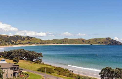 Opito Bay House | Chucks Retreat - Opito Bay Holiday Home