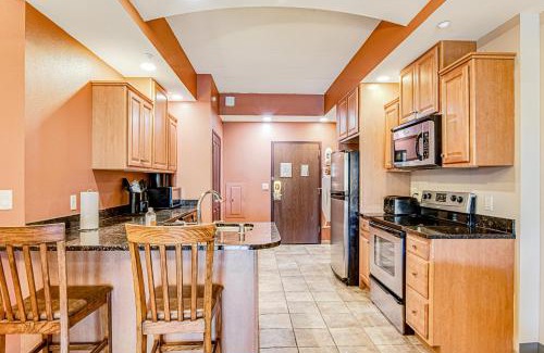 Wisconsin Dells Apartment | Chula Vista Condo Unit 2645 and 2647 Full Property