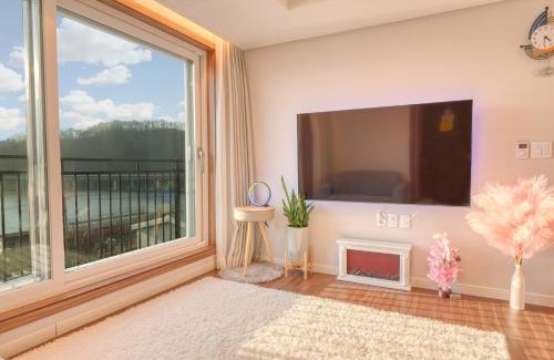 Namsan House | Chuncheon Kerensia Pension