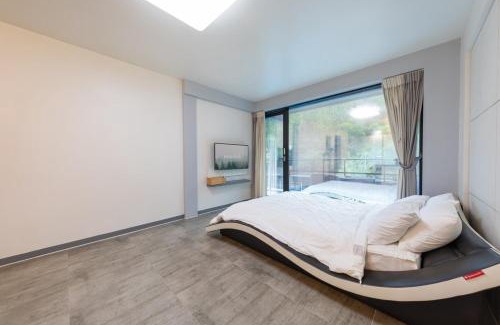Namsan House | Chuncheon Vida Feliz Pension