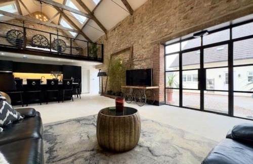 Wadworth House | Church Barn House, Wadworth