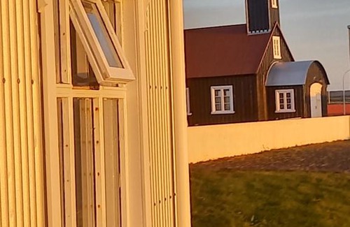 Hafnir Ski Chalet | Church Bay - the cottage by the sea