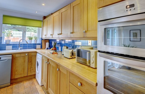 Warwick Town Centre House | Church Bells House - Townhouse in Central Warwick