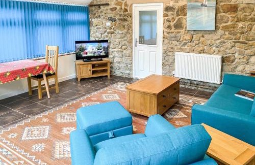 Matlock House | Church Cottage