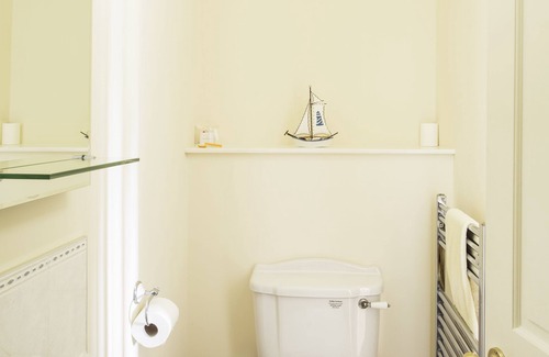 Sutton Maddock Bed & Breakfast | Church Farm B&B
