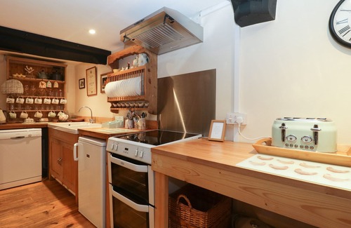 Winsham Cottage | CHURCH FARMHOUSE, pet friendly, character holiday cottage in Winsham
