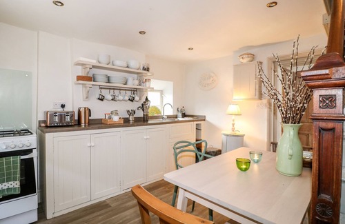 Wirksworth House | CHURCH HOUSE, family friendly, with a garden in Wirksworth
