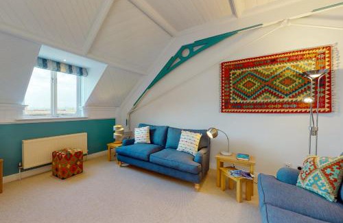 Exmouth House | Church Mews