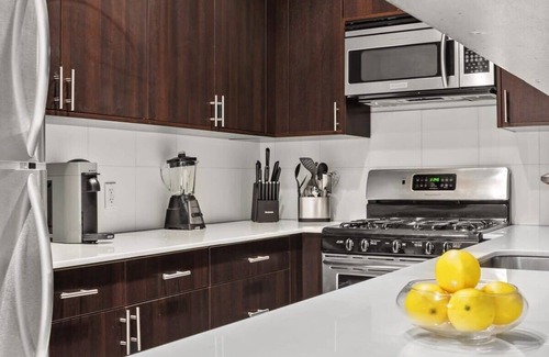 SoHo Apartment | Church Place by Rove Travel I 3BR Tribeca Loft