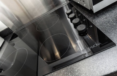 Nottingham Apartment | Church Street Flat 12: Minimalist Studio in Basford