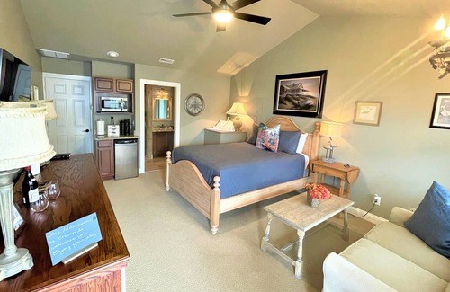 Swansboro Hotel | Church Street State Rooms