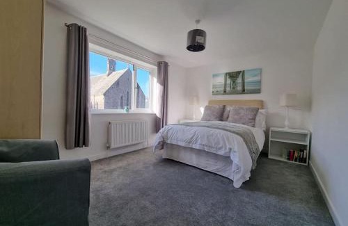 Swanage House | Church View - 2 bed Cosy Cottage in Swanage