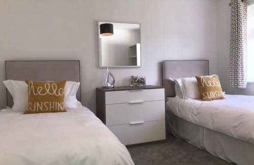 Swanage House | Church View - 2 bed Cosy Cottage in Swanage