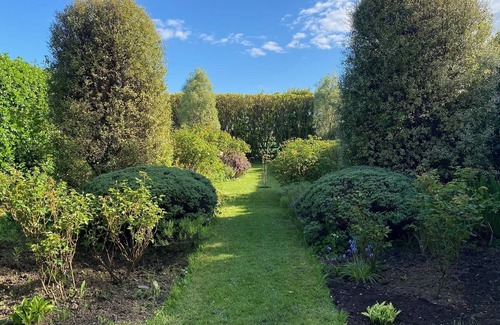 Derbyhaven Apartment | Church View, Church Farmhouse - Idyllic Countryside Getaway