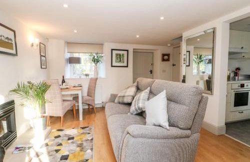Litton House | Church View Cottage