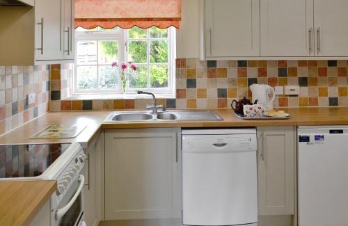 Pulham House | Churchill Cottage