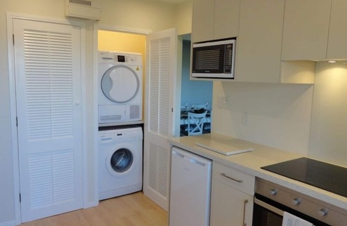 Rothesay Bay Apartment | Churchill Suite by the Sea