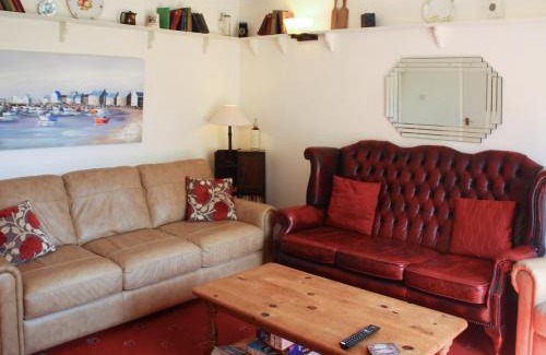 Winterbourne Abbas House | Churchview House