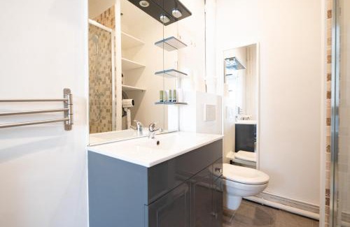 Ternes Apartment | CIA - Studio by Arc de Triomphe