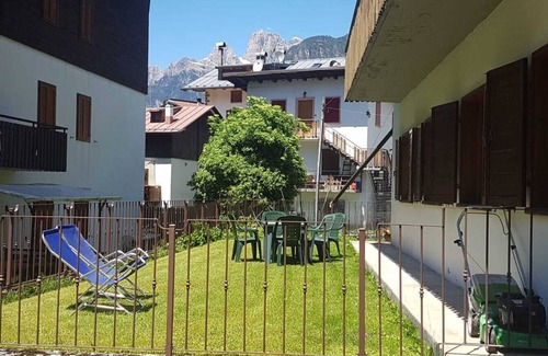 Auronzo di Cadore Apartment | Ciasa Da Rin, a stone's throw from Lake Auronzo, overlooking the Three Peaks