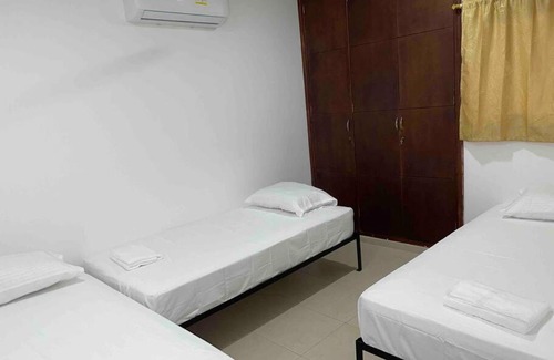 Monteria Apartment | CIC APARTAMENTO CASTELLANA 3PISO PARQUEADERO GRATIS