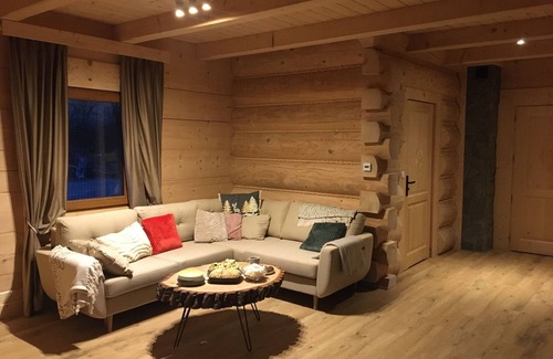 Ciche House | Cicha Ostoja nPet friendly winter-summer chalet, minutes to Termy Chochołòw.