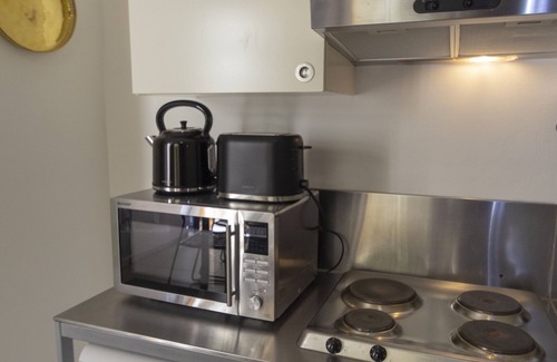 Brescia Antica Apartment | 'Cidneo' - Cozy Studio Apartment with patio in the Heart of the City of Brescia