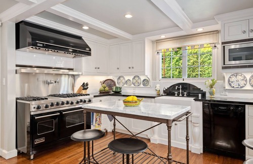 Upper East House | Ciello y Tierra - Historic Downtown Home