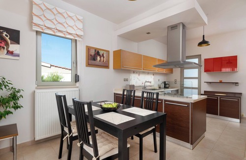 Soroni Villa | Cielo Blu Villa