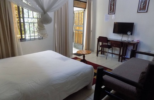 Ishaka Bed & Breakfast | Cielo Country Inn