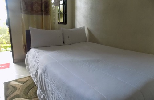 Ishaka Bed & Breakfast | Cielo Country Inn