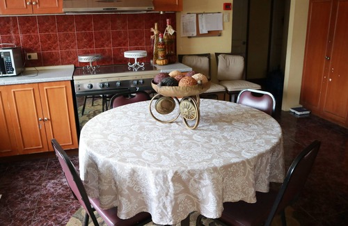 Tacloban House | Cielo Vista BED and BREAKFAST