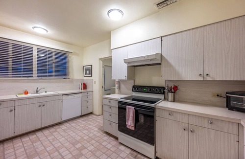 Vista Las Palmas House | Cielo Vista | Vintage Palm Springs Getaway
