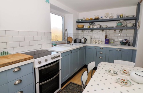 Pencader Cottage | CILRHIW ISAF, family friendly, character holiday cottage in Pencader