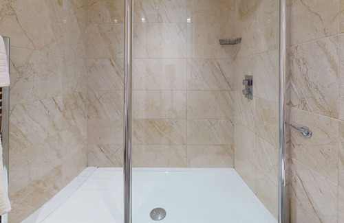 Cookham Hotel | CIM Business Centre