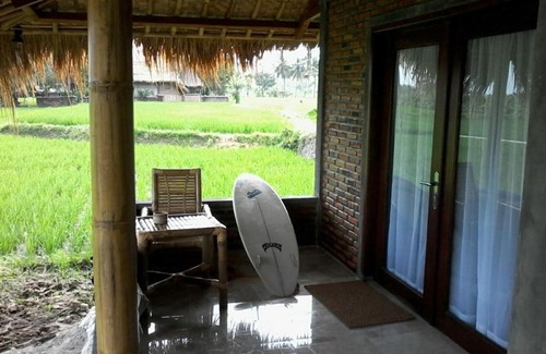 Tjimadja Hotel | Cimajasquare Hotel & Restaurant