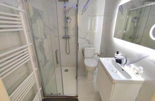 Algrange Apartment | CinéLux - Appartement entier - Parking gratuit