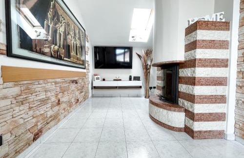 Locate di Triulzi Apartment | Cinema Terrace - Locate Triulzi, Milano