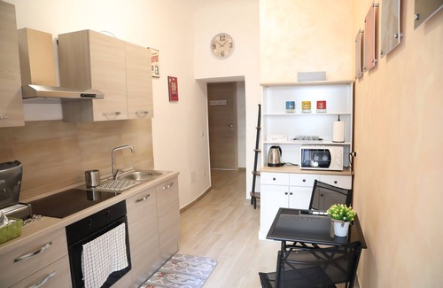 Nomentano Apartment | Cinemovie guesthouse