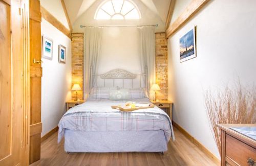 Dre-fach Felindre House | Cinnamon Cottage Newcastle Emlyn