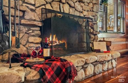 Eureka Springs House | Cinnamon Valley