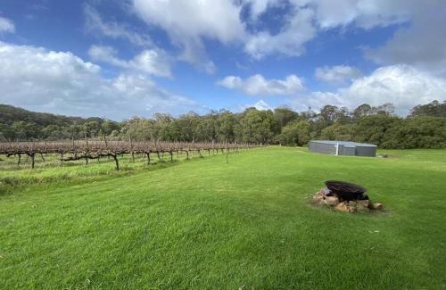 Yallingup Siding House | Cinque Stelle · spacious villa private bushland